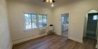 542 N. Alexandria Gallery 1