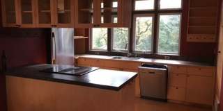 4 BD/3.5 Bath home available 05/10/2026 in the South Hills Gallery 5