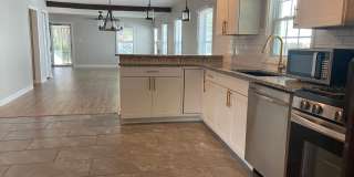 3 BED | 2 BATH | MIDTOWN | FENCED YARD Gallery 10