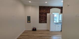 22 South Main Street Gallery 11