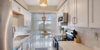 935 E Causeway Boulevard Gallery 9