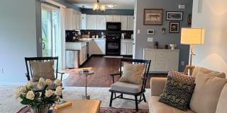 5205 Wabash River Street Gallery 13