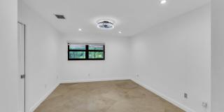2119 N 14th Terrace Gallery 1