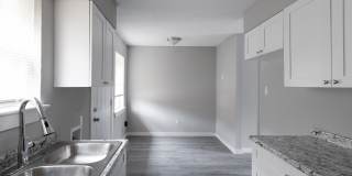 3135-01 Ashwood St Gallery 3