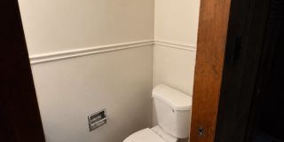 xHuge 3 Bed / 1.5 Bath – Massive Living Room & Kitchen – Section 8 Welcome! Gallery 12