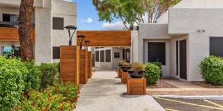 Tides on 27th Gallery 21