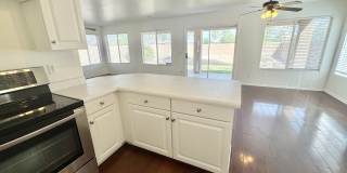 4 Bedroom 3 Bathroom Home in Surprise! Has Loft & Additional Office/Den! Gallery 6