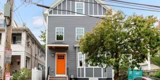 10 Brook Street - 1 Gallery 19