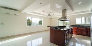 Large and Spacious 4 Bed 4 Bath | 2004 Skyline Dr | $7800 Gallery 10