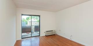5 Linden Street Gallery 6