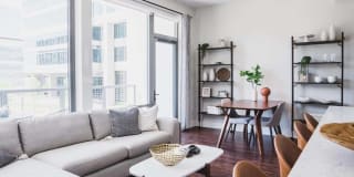 Modera Old Ivy Gallery 1