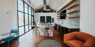 Regius Square Gallery 43