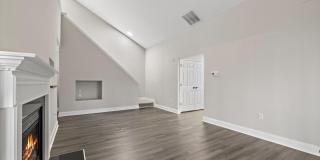 6520 LAKE PARK DR #301 Gallery 7