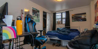 Nicely renovated  with in-unit laundry in a prime location in Fenway! Gallery 13