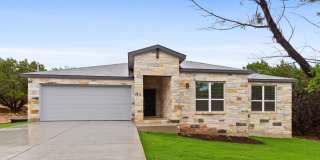 Upgraded Single Story Home in Lago Vista - 4 bedroom Gallery 1