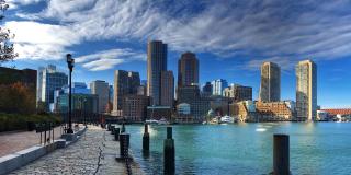 The Landing at Vinnin Square Gallery 43