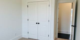 LIKE NEW IN PARK VUE! Townhome located across from Westside Park in Atlanta! MUST SEE! Gallery 20