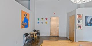 Fully Furnished 2 Bed / 2 Bath Modern Apartment Near Union Station! $2695.00! Gallery 11