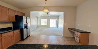738 E SADDLE Way Gallery 8