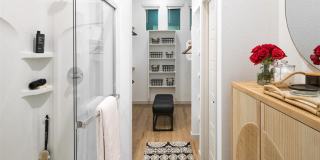 Onyx at Westgate Gallery 8