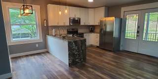 STAFFORD - 1 BEDROOM LOFT APARTMENT Gallery 8