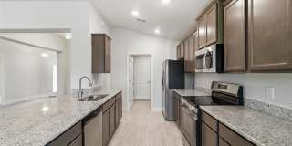 336 W Rexford Drive Gallery 9