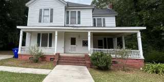 4 Bedroom 2 Bath 179 Lagrange St Gallery 1