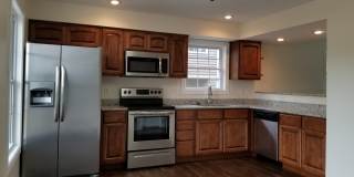 Beautiful and Modern 3 Bed 2.5 bath Home! Beautiful and Modern 3 Bed 2.5 bath Home! Gallery 3