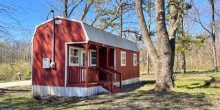 Studio Tiny home in West Batesville Gallery 1