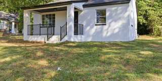 Charming, Newly Reimagined 2BR Cottage at 116 Chester Gallery 1