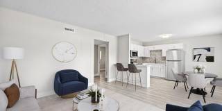 The Lynx Apartments and Townhomes Gallery 2