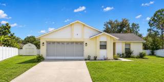 Spacious 3-Bedroom Home with Private Fenced Yard & Desirable Split Floor Plan Gallery 1