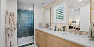 Gorgeous home in Englewood! Gallery 20