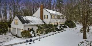 10 Candlewood Lane Gallery 1