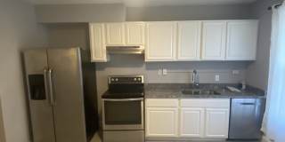 424 Ilchester Avenue Gallery 8