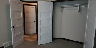Three bedroom two bath w/ triple garage Gallery 9