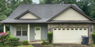 4 bedroom, 2.5 bath centrally located in Travelers Rest  and North Greenville University!! Gallery 1
