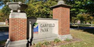 Updated 2 bedroom Townhouse - Garfield Park-South Neighborhood Gallery 16