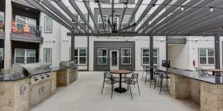Matador Gallery 74