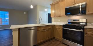 Douglas Fir-2Br/2Ba Rental Home-First Floor Gallery 9