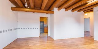 Santa Fe Traditional Home Gallery 7