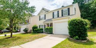 Great 3 Bedroom Home with Large Yard and 1 Car Garage! Raleigh-Available July 15th! Gallery 1