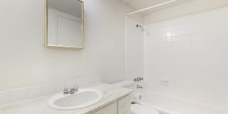 Sherwood Glen Gallery 26