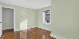 21 E REDMAN Avenue Gallery 48