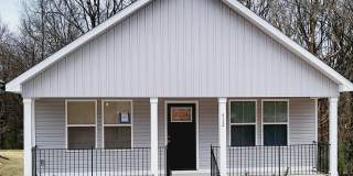 Room in 3 Bedroom Home in Spencer Gallery 1