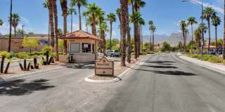 READY TO MOVE IN!!  Pristine Clean townhome in Sun City Summerlin! Gallery 52