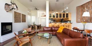 2217 Grand Canal Gallery 8