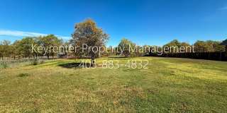 Beautiful Upscale 3BD/3BTH + Office Home on Over an Acre in Choctaw Gallery 8
