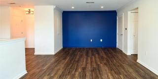 Everyday conveniences are all just moments away, offering the perfect balance of comfort, convenience, and vibrant neighborhood living. Gallery 12