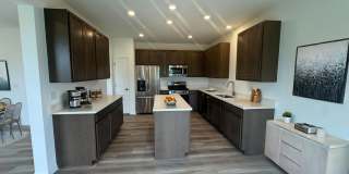 7725 Nightshade Lane Gallery 5
